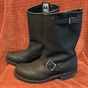 Frye Black Women’s Leather Engineer/Moto Boots - Size 8.5